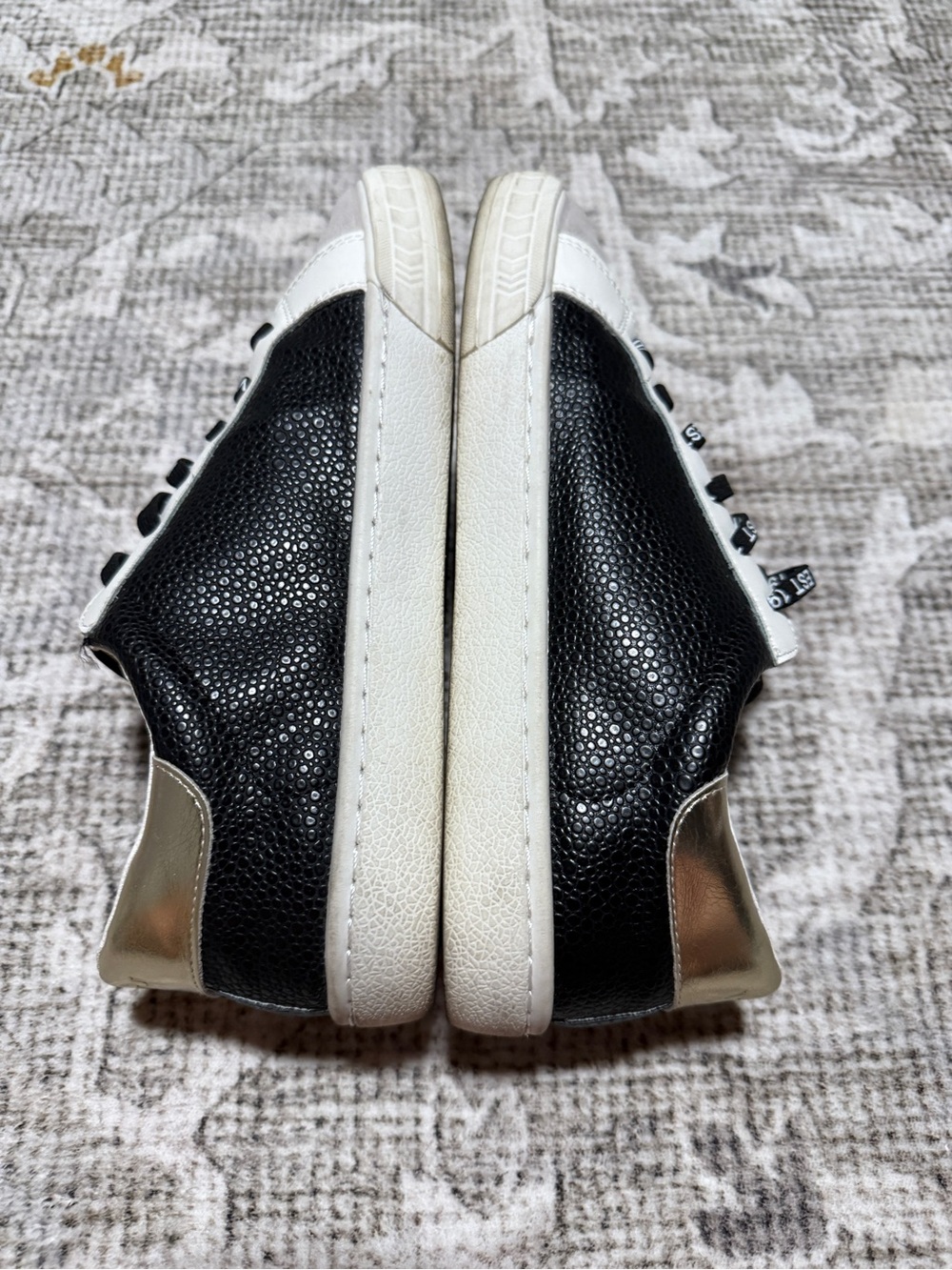 Vintage Havana Black White Gold Low-Top Sneakers